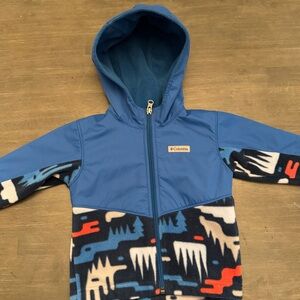 Columbia Blue Fleece Jacket with Patterned Accents